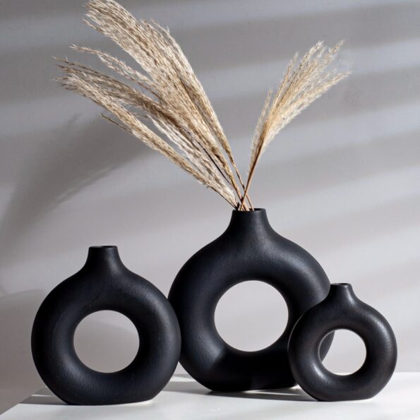 Vilead-Vase-circulaire-creux-en-c-ramique-noir-Pot-de-fleur-nordique-Donuts-accessoires-de-d-2