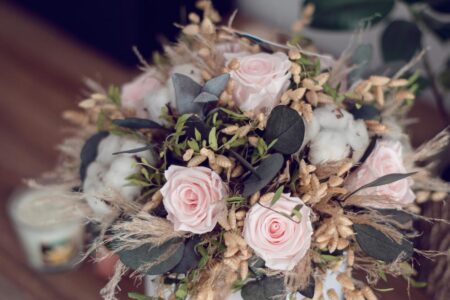 Comment faire un bouquet de fleurs séchées ?